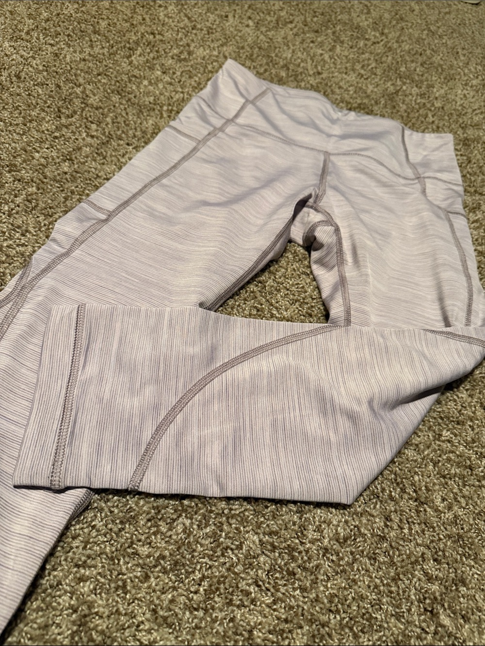 Asana lavender capri leggings (M) - EUC